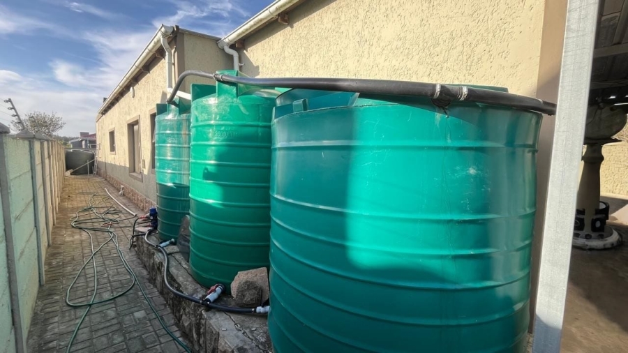 3 Bedroom Property for Sale in Wavecrest Eastern Cape